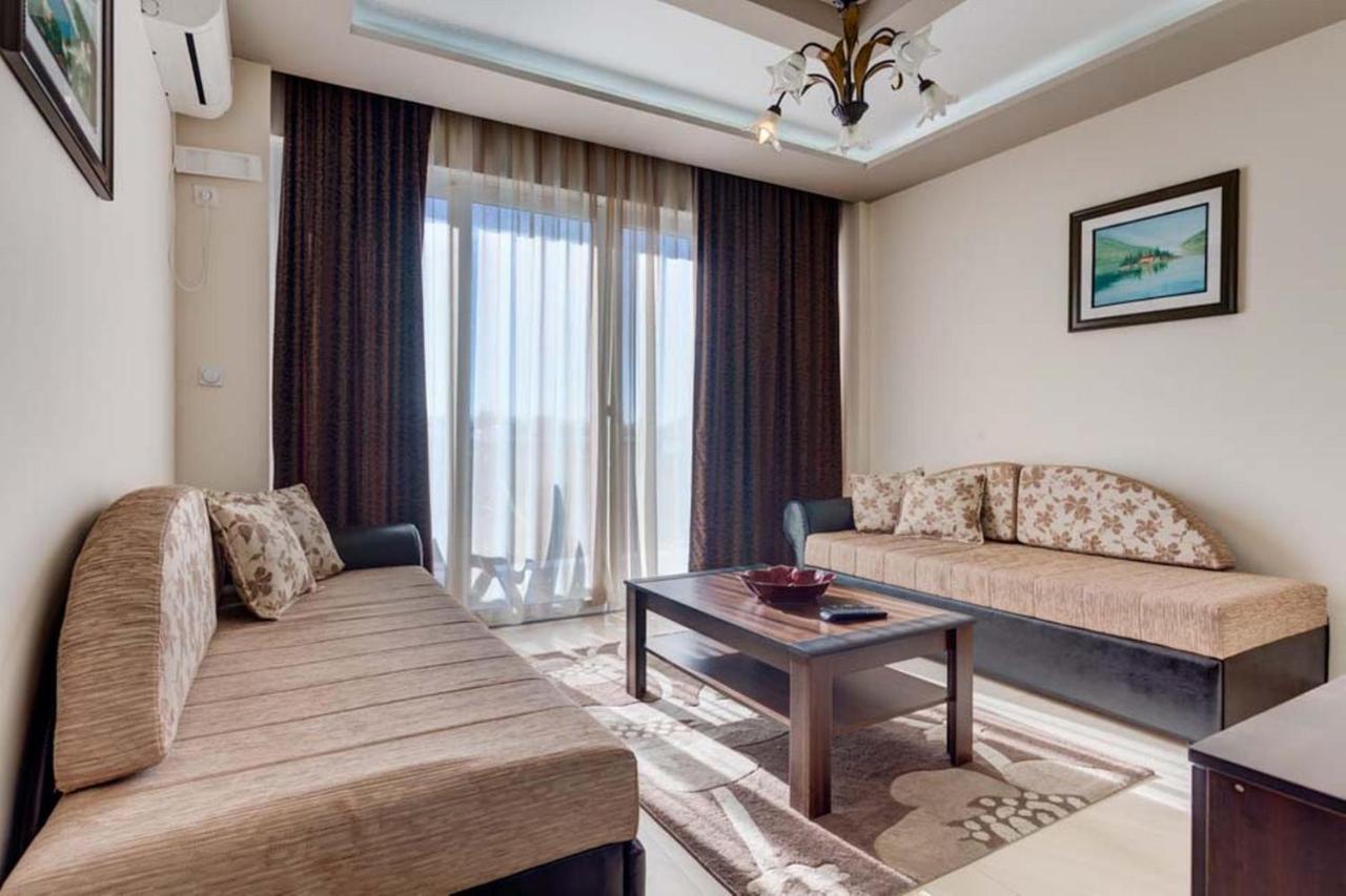 Hotel Zan ウルツィニ エクステリア 写真