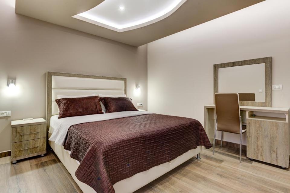 Hotel Zan ウルツィニ エクステリア 写真